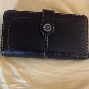 Black Leather Wallet with Stitch Detail